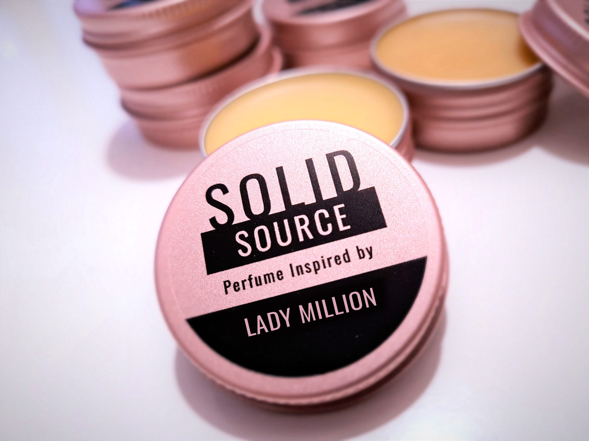 lady-million-solid-perfume3