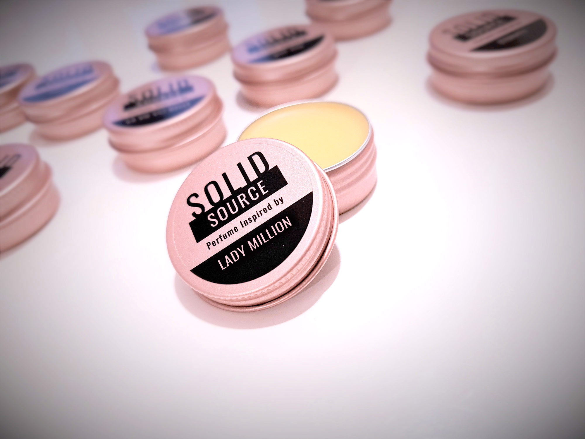 lady-million-solid-perfume7